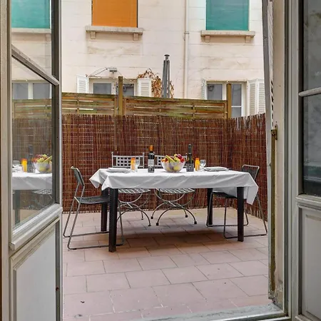 599 Ecouffes - Superbe A Apartmán *
